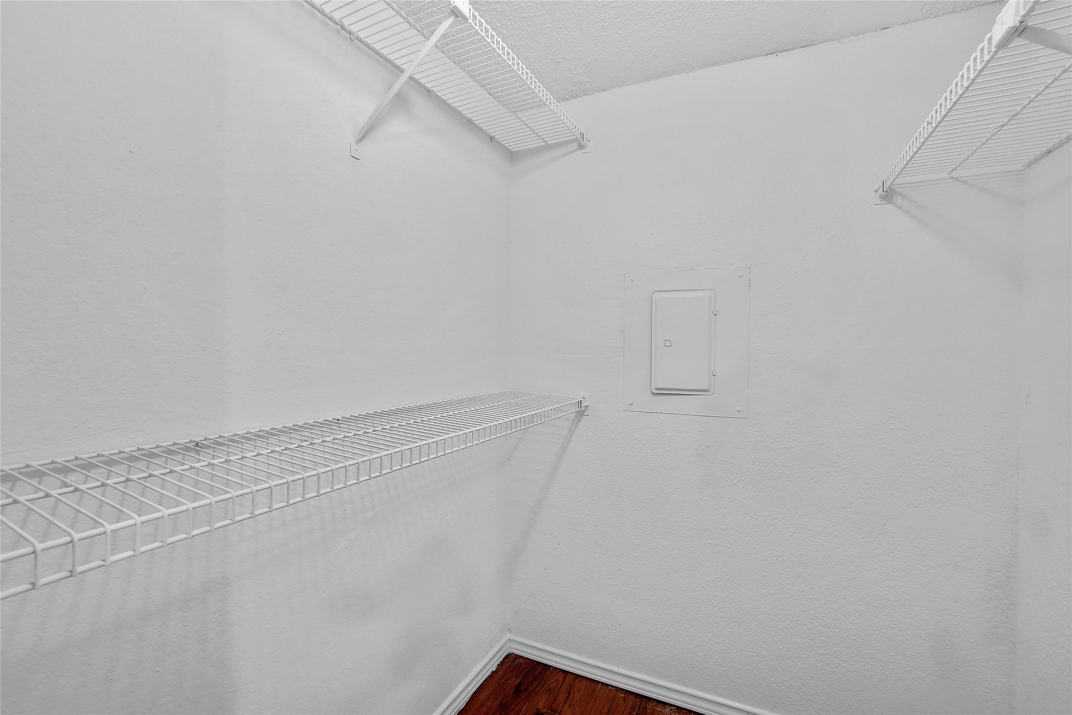 9815 Walnut Street Dallas TX 75243