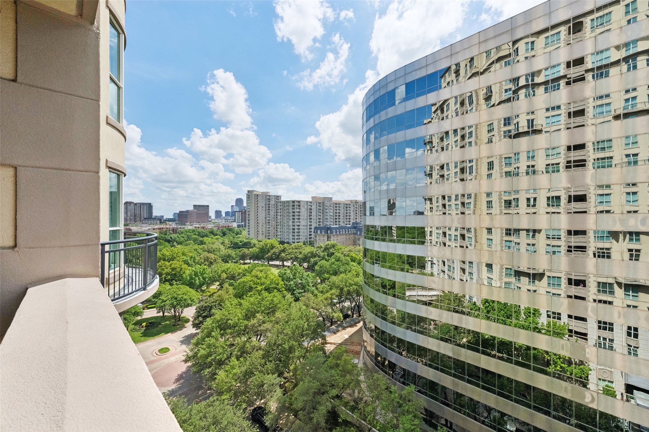 3401 Lee Parkway Dallas TX 75219