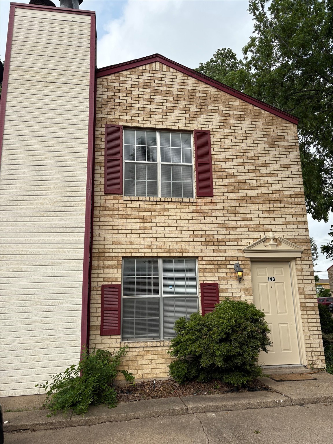 143 Austin Stone Drive Duncanville TX 75137