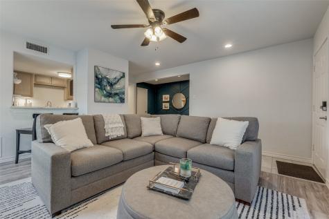4338 Hartford Street Dallas TX 75219