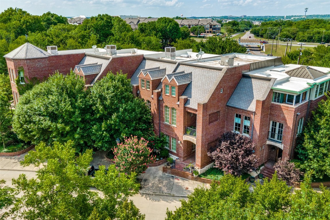 5 Leonard Trail Westworth Village TX 76114