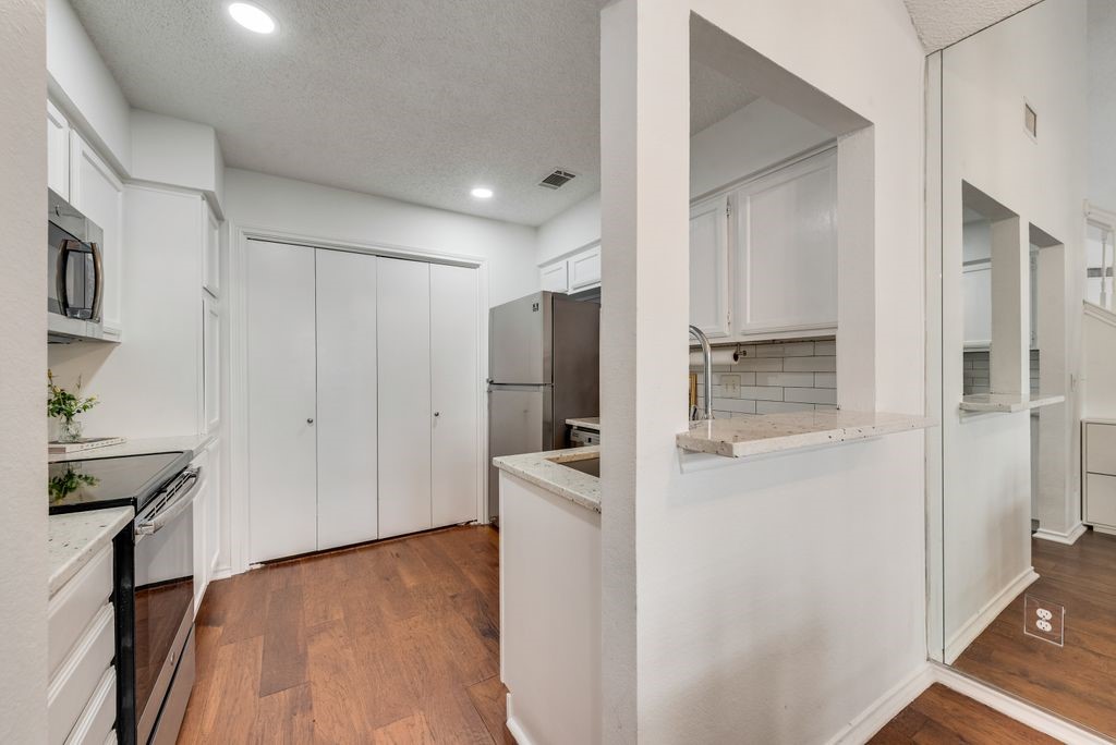 17860 Windflower Way Dallas TX 75252