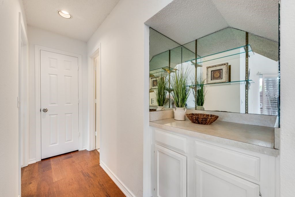 17860 Windflower Way Dallas TX 75252