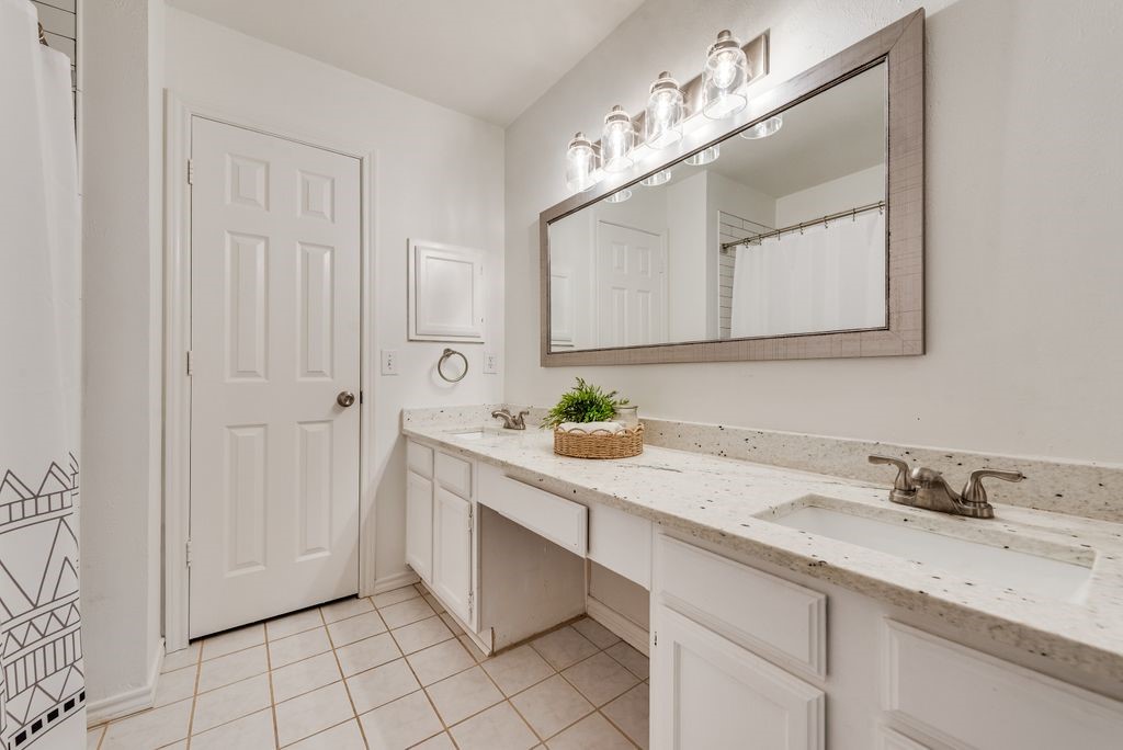 17860 Windflower Way Dallas TX 75252