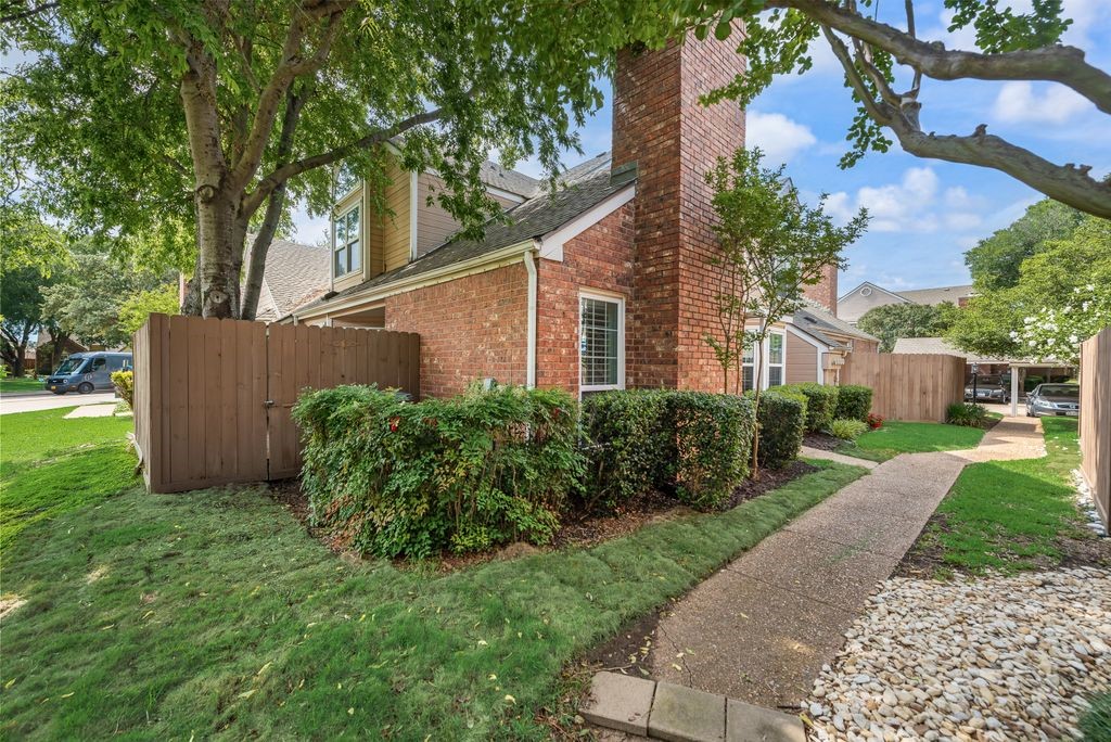17860 Windflower Way Dallas TX 75252
