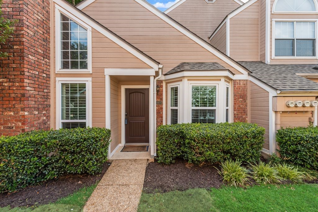 17860 Windflower Way Dallas TX 75252