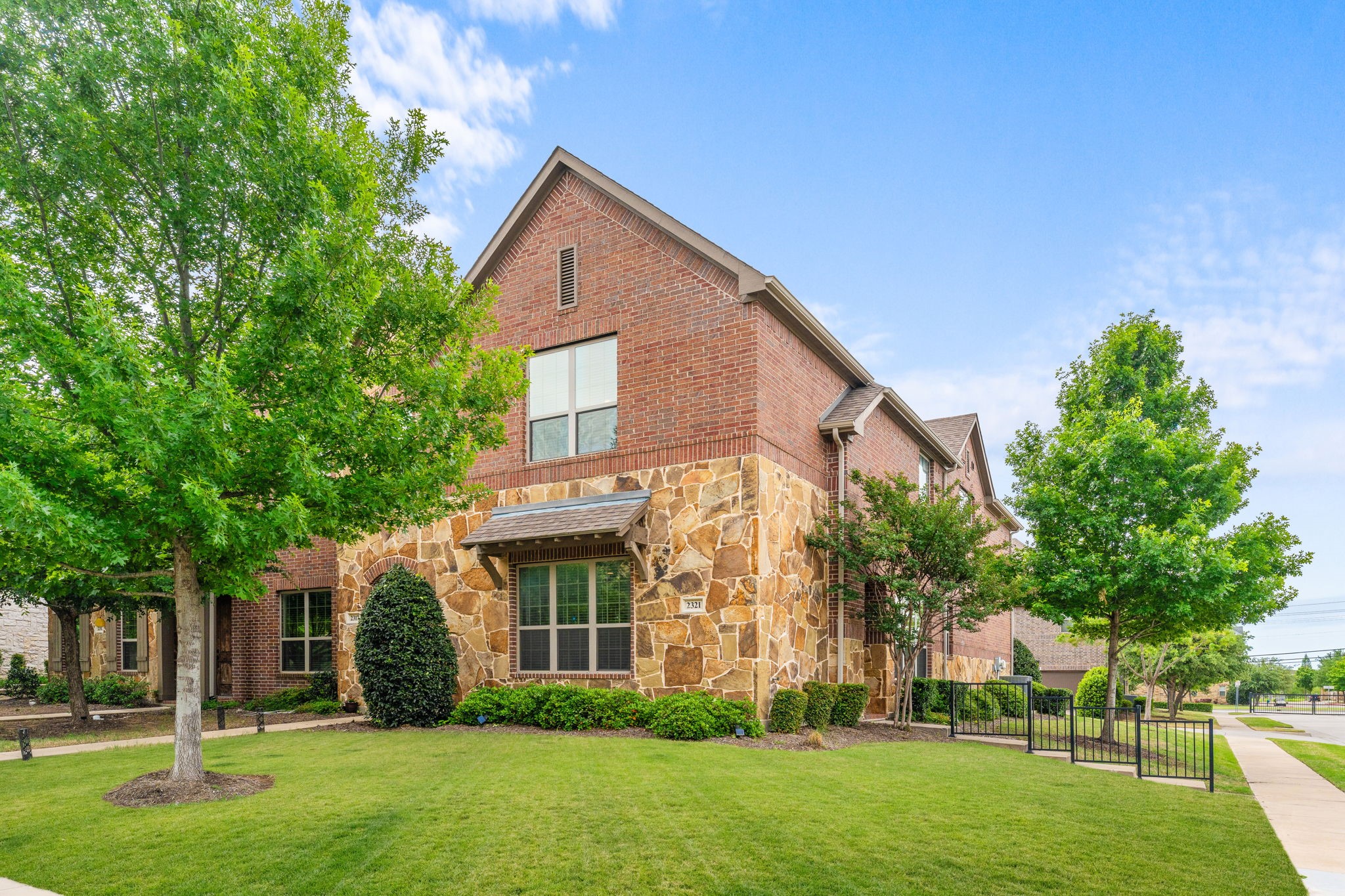 2321 Jameson Lane Mckinney TX 75070