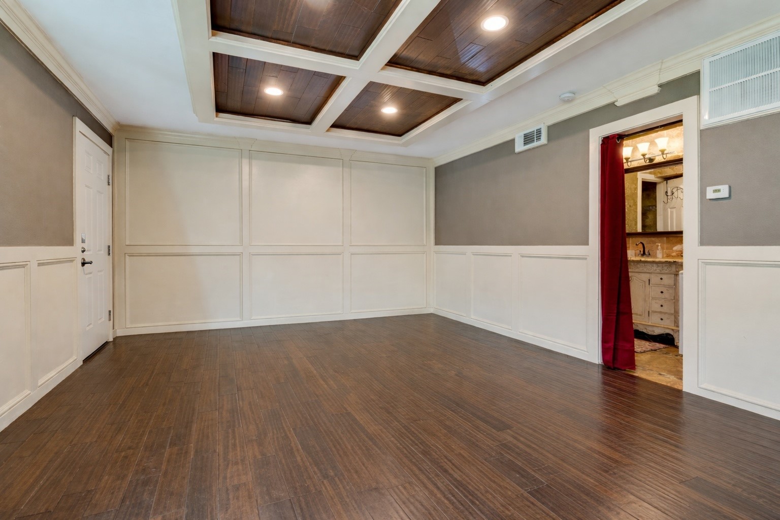 4347 Dickason Avenue Dallas TX 75219