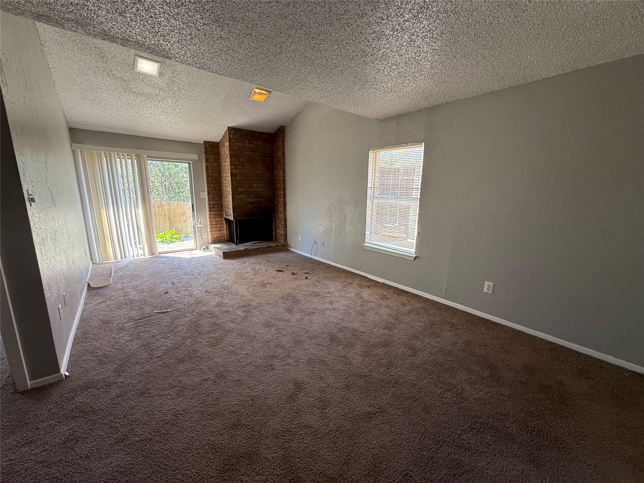 818 Clarissa Place Garland TX 75040