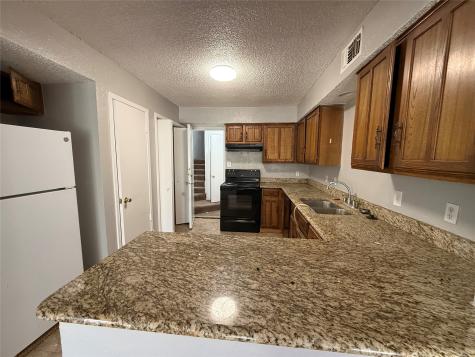 818 Clarissa Place Garland TX 75040