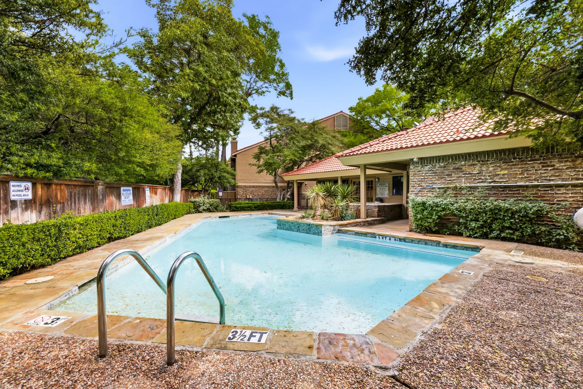 5200 Martel Avenue Dallas TX 75206