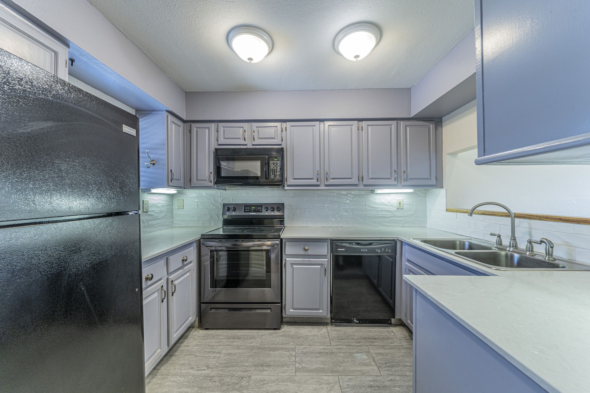 2733 Silver Creek Drive Arlington TX 76006