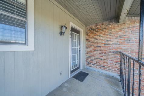 2733 Silver Creek Drive Arlington TX 76006