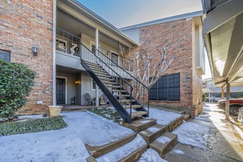 2733 Silver Creek Drive Arlington TX 76006