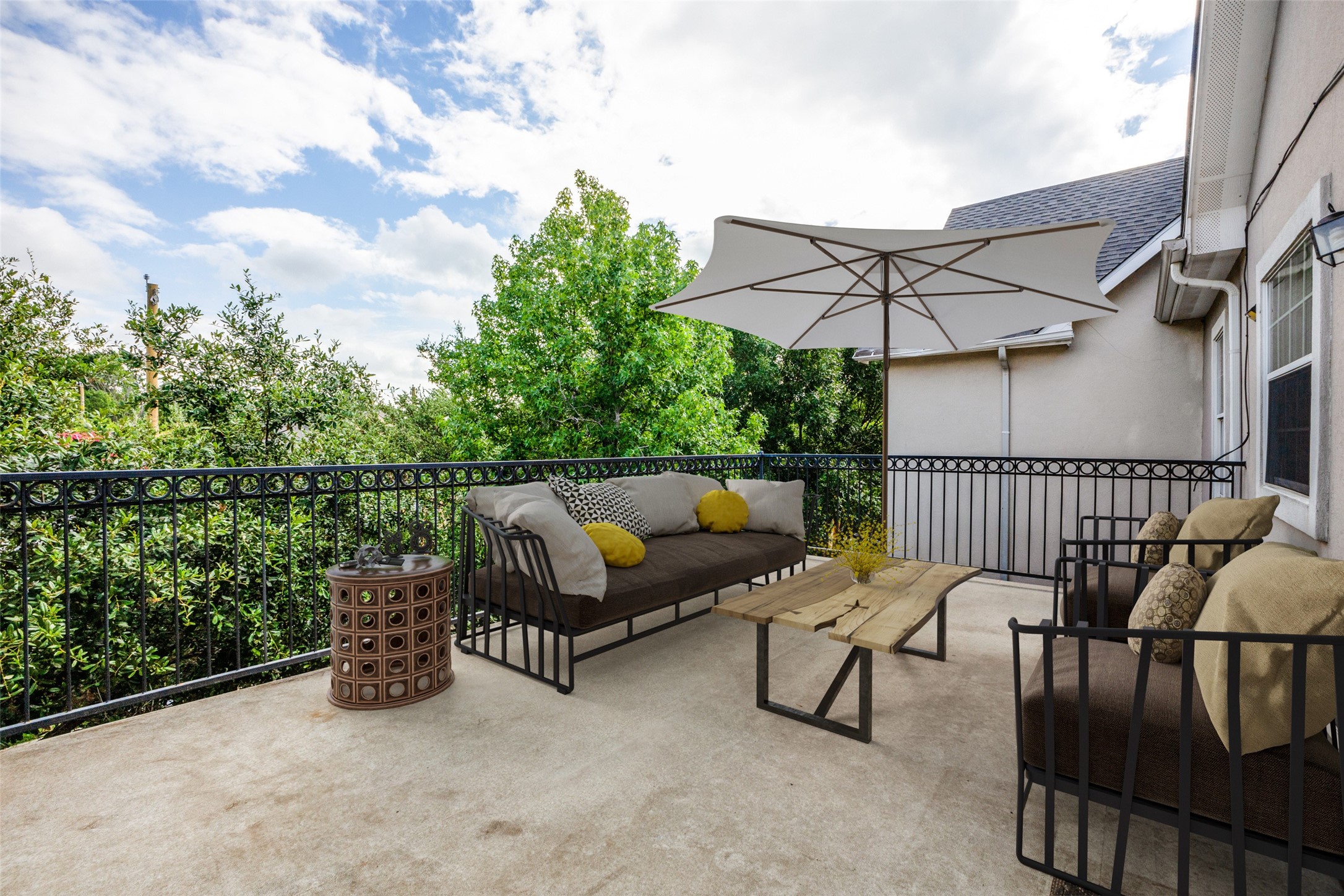 5832 La Vista Drive Dallas TX 75206