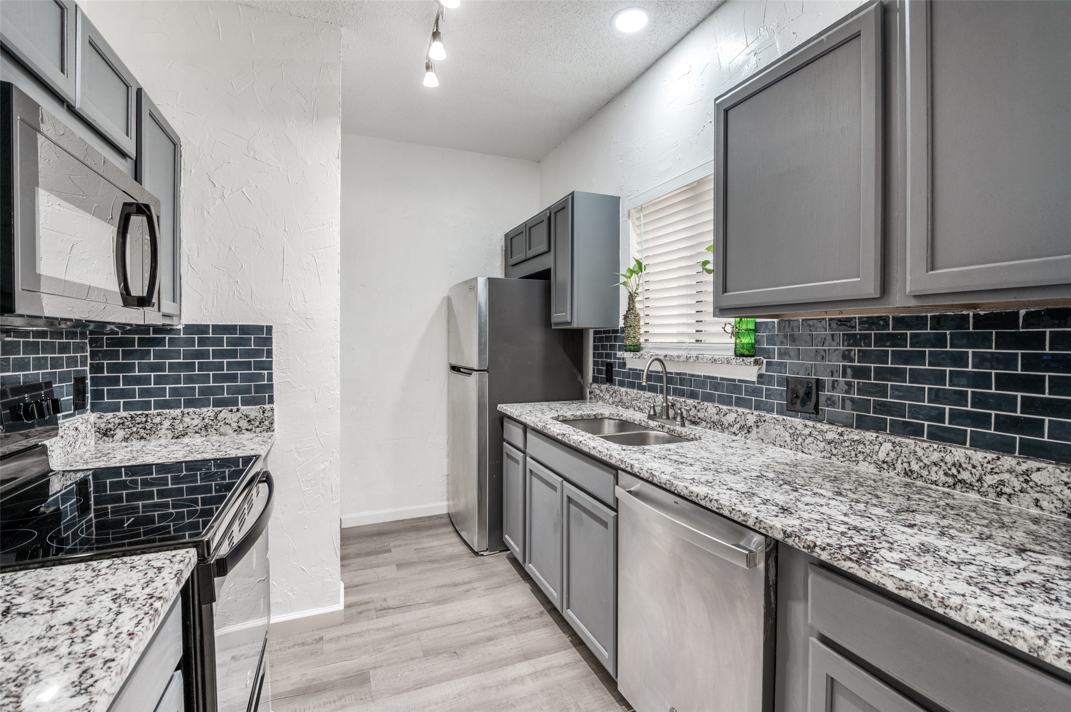 5550 Spring Valley Road Dallas TX 75254