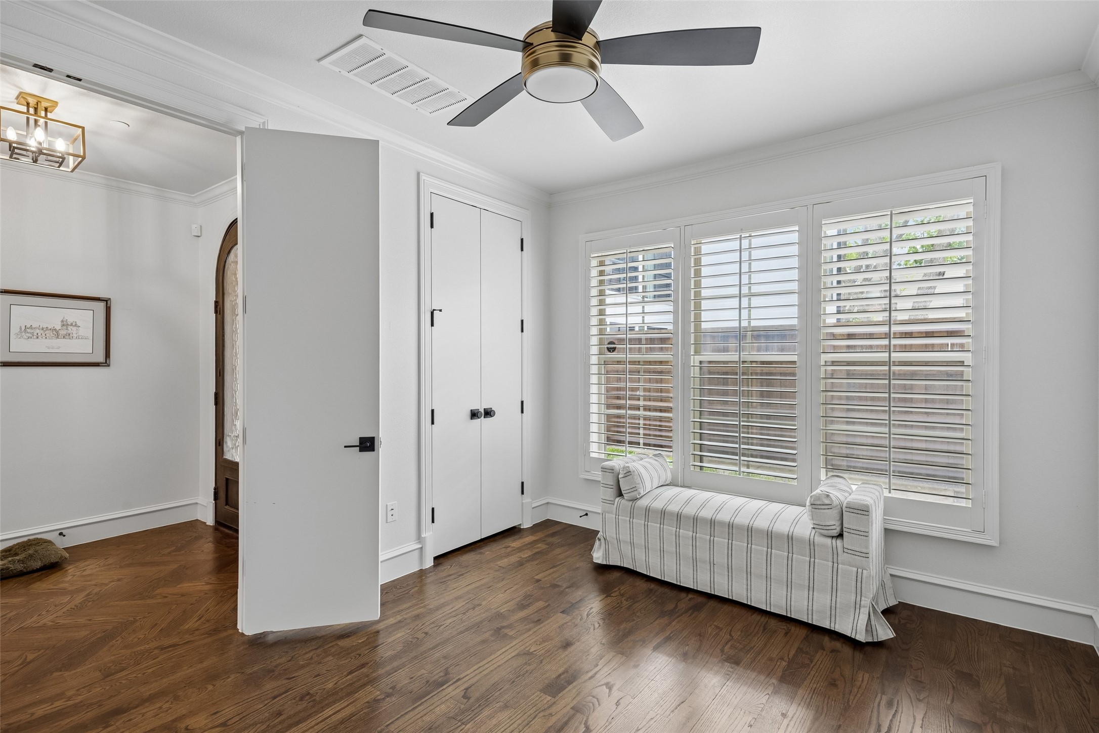 3827 Holland Avenue Dallas TX 75219