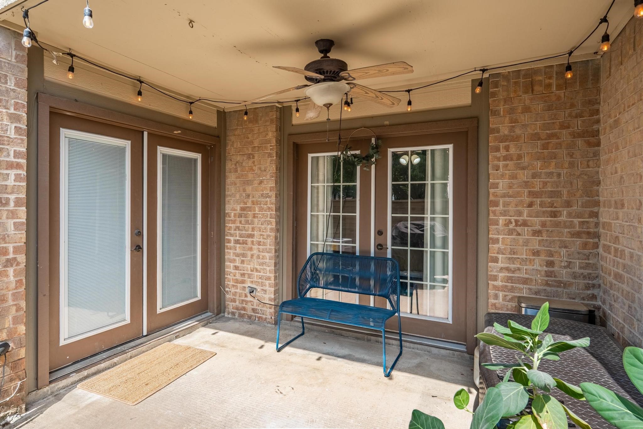 322 W Harwood Road Hurst TX 76054