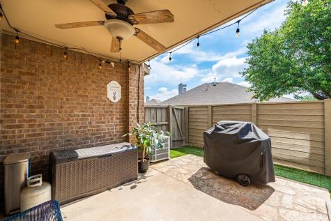 322 W Harwood Road Hurst TX 76054