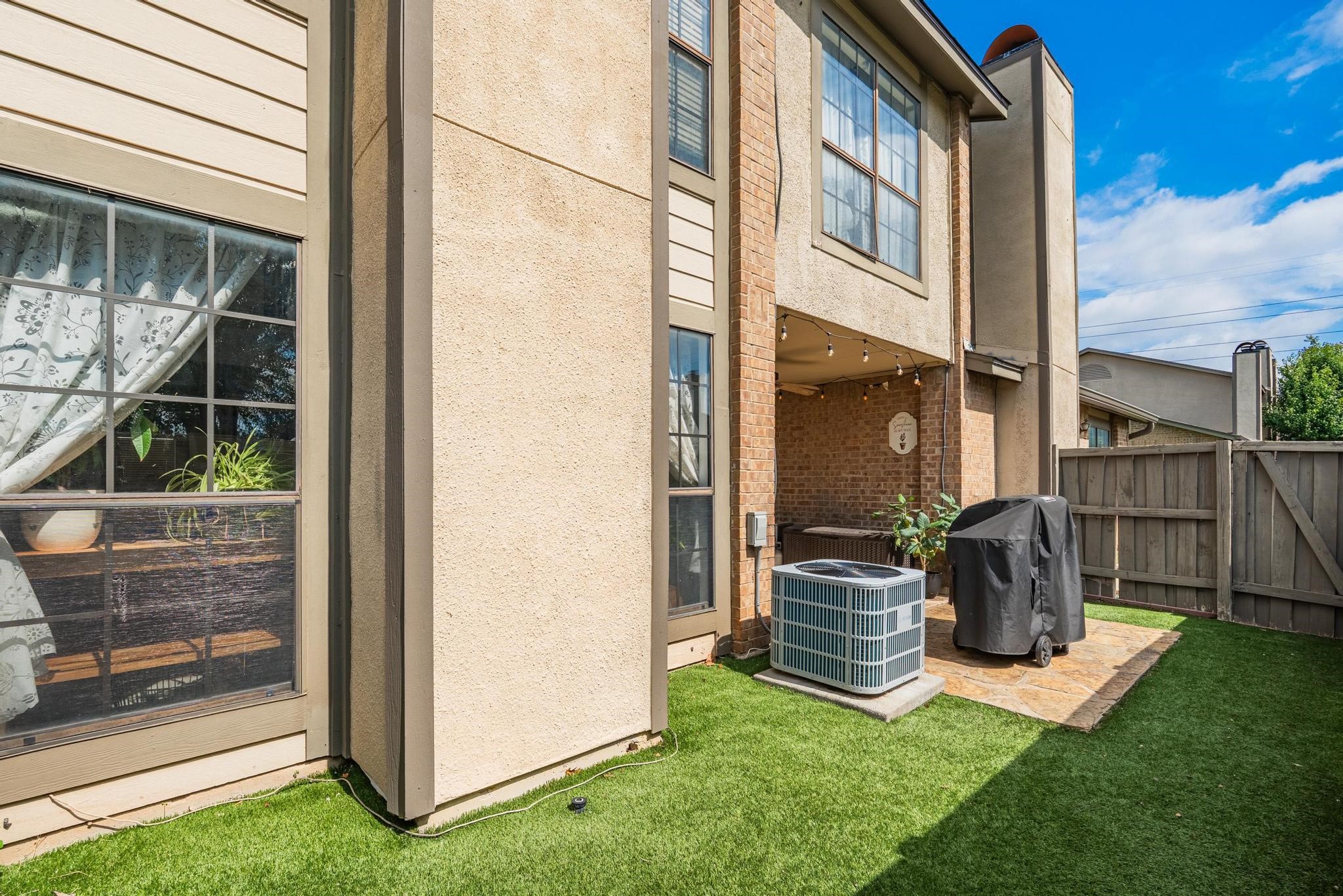 322 W Harwood Road Hurst TX 76054