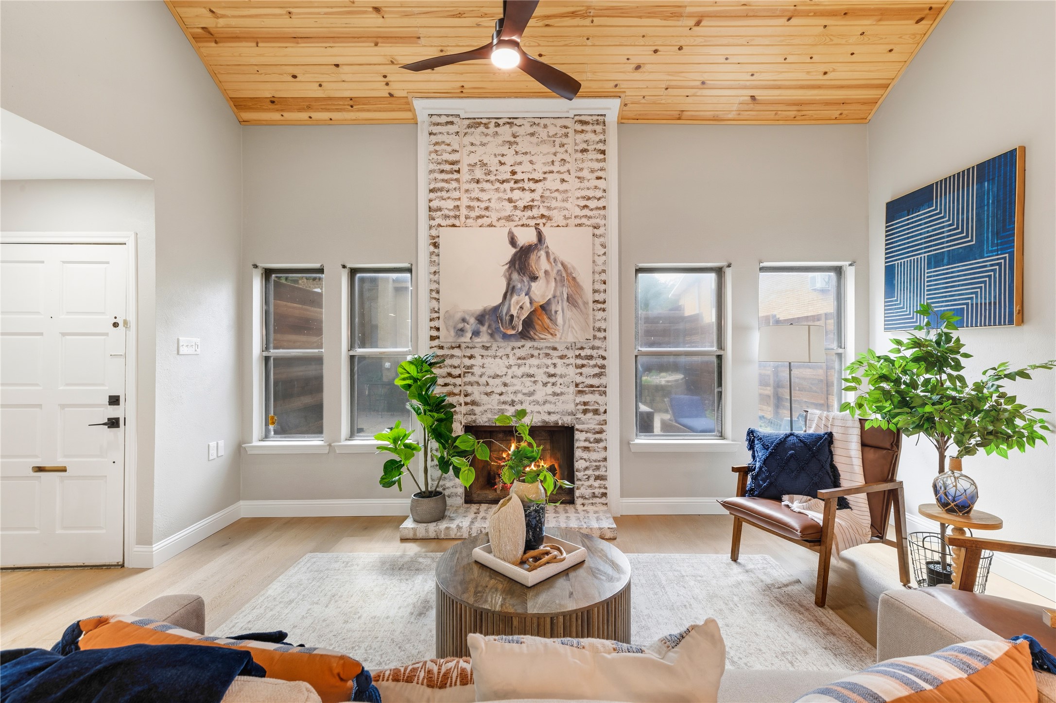 3219 Elizabeth Street Dallas TX 75204