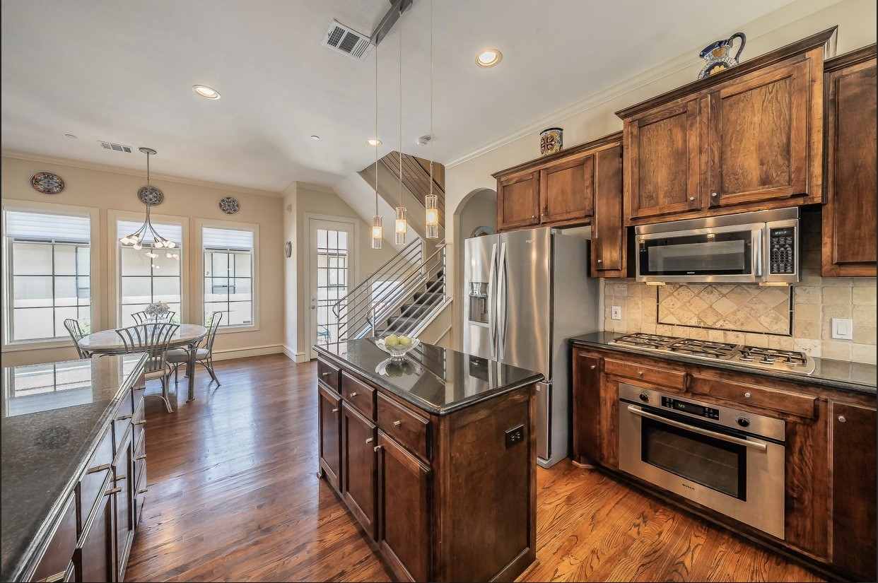 3827 Holland Avenue Dallas TX 75219