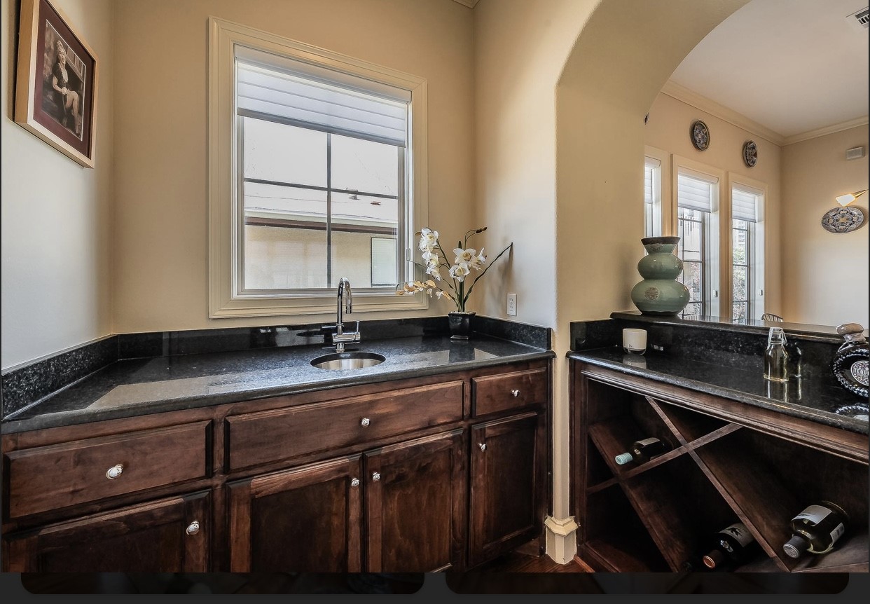 3827 Holland Avenue Dallas TX 75219