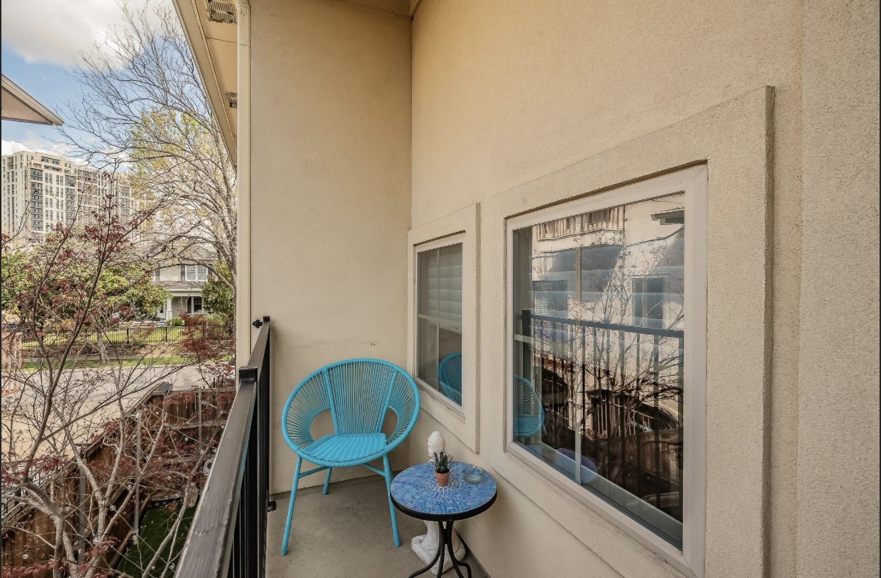 3827 Holland Avenue Dallas TX 75219
