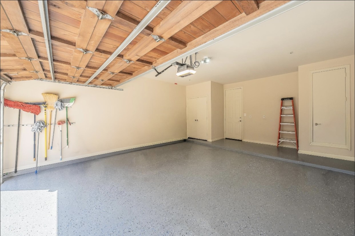 3827 Holland Avenue Dallas TX 75219