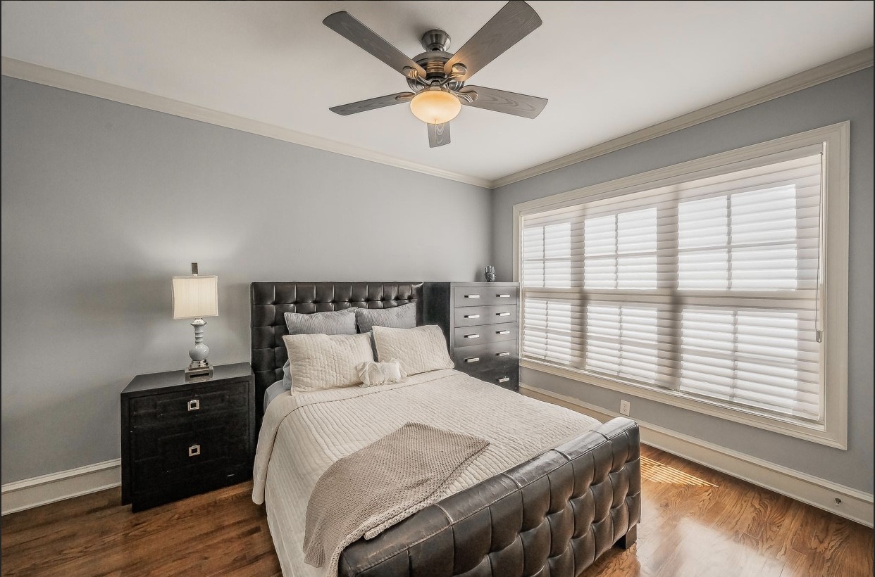 3827 Holland Avenue Dallas TX 75219