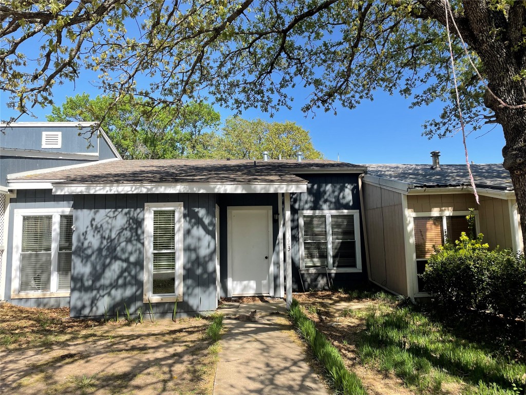1223 Elm Court Runaway Bay TX 76426