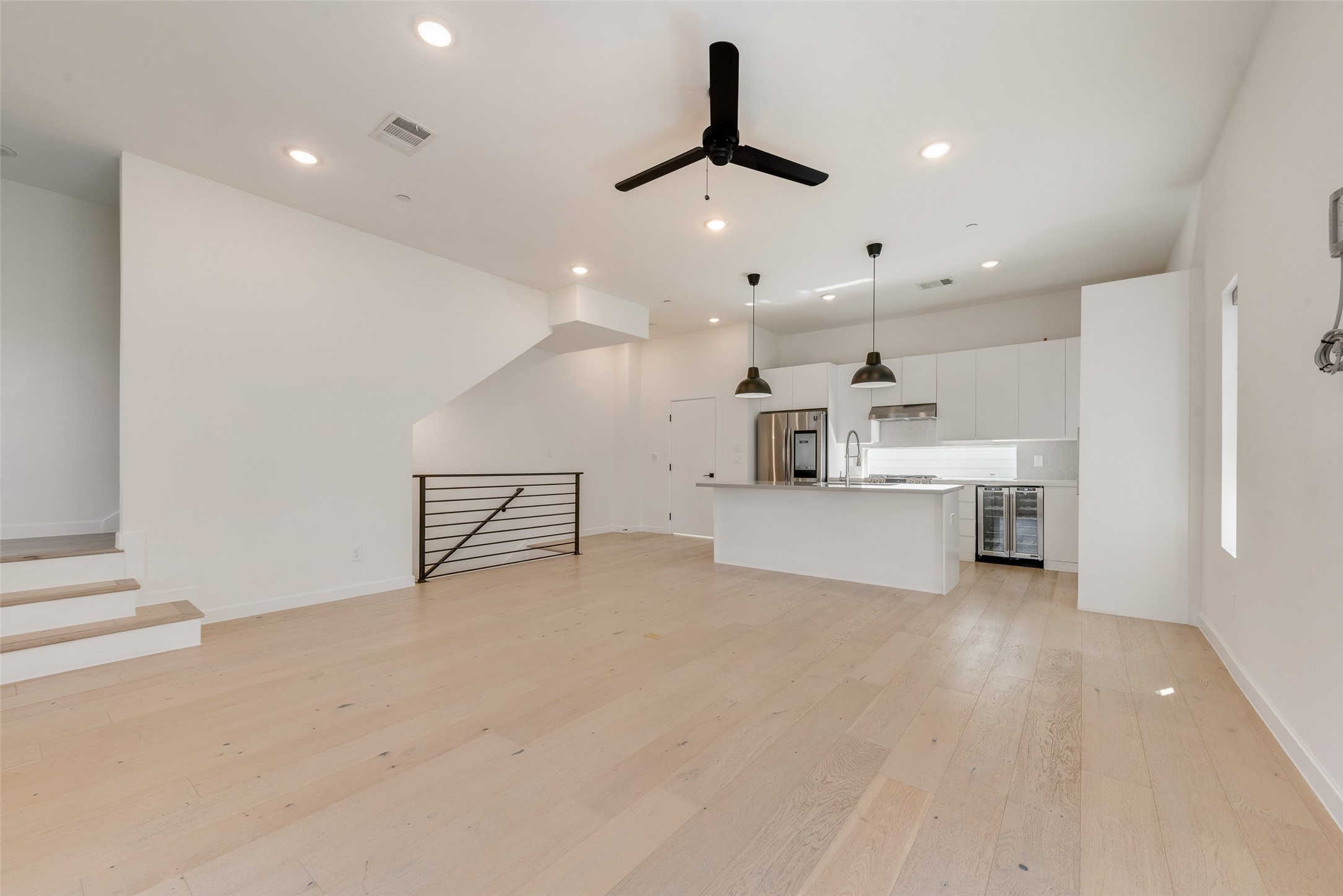 1505 N Garrett Avenue Dallas TX 75206