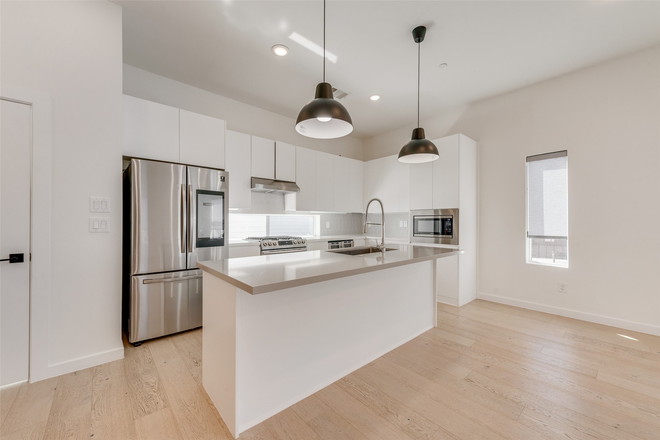1505 N Garrett Avenue Dallas TX 75206