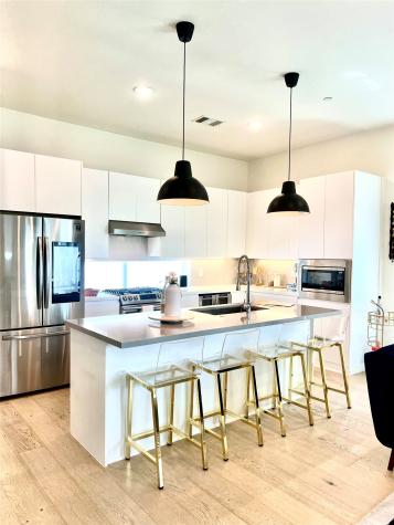 1505 N Garrett Avenue Dallas TX 75206