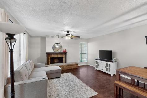 9611 Walnut Street Dallas TX 75243