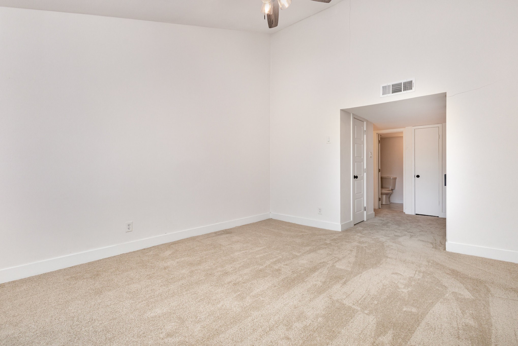 4140 Towngate Boulevard Garland TX 75041