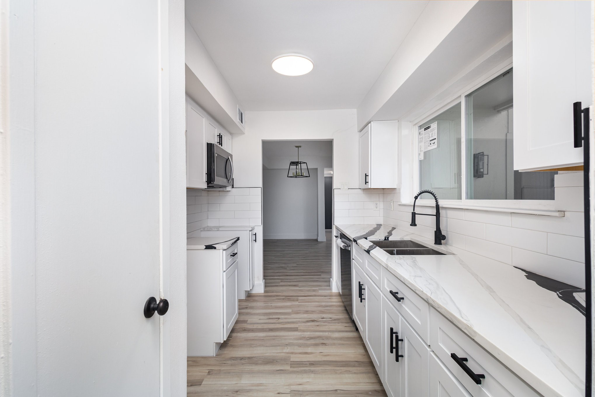 4140 Towngate Boulevard Garland TX 75041