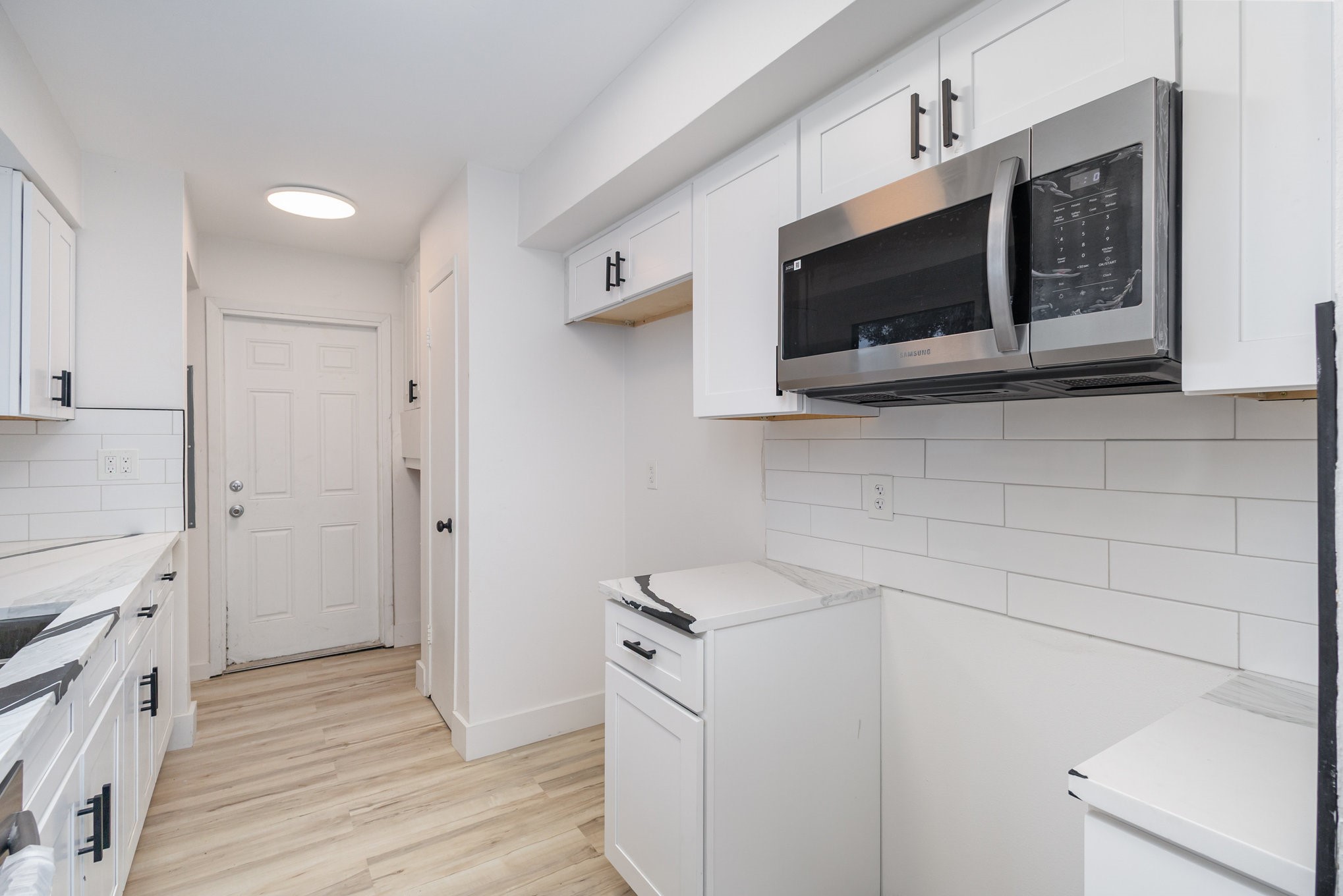 4140 Towngate Boulevard Garland TX 75041