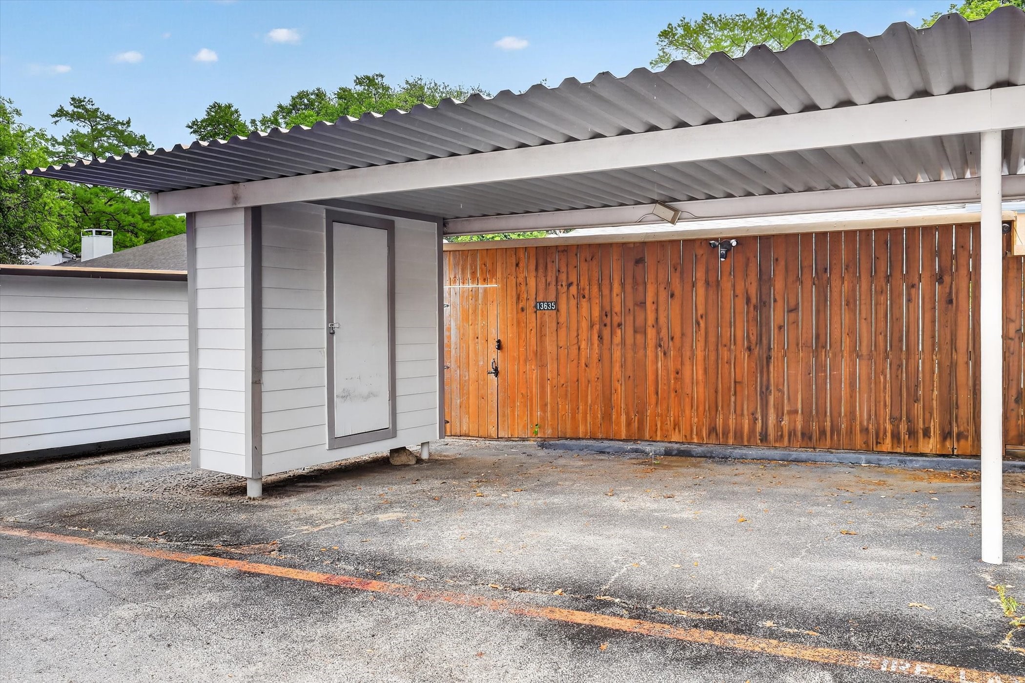 13635 Weald Green Street Dallas TX 75240