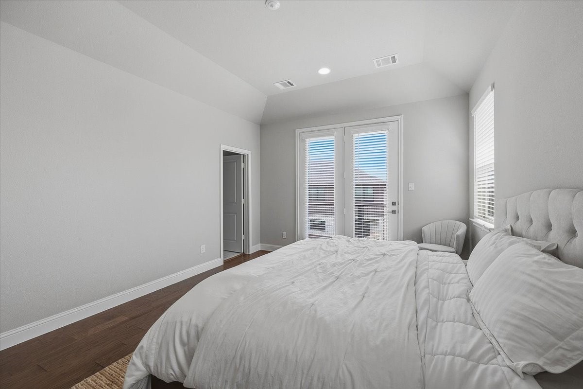 6346 Oakbend Circle Fort Worth TX 76132