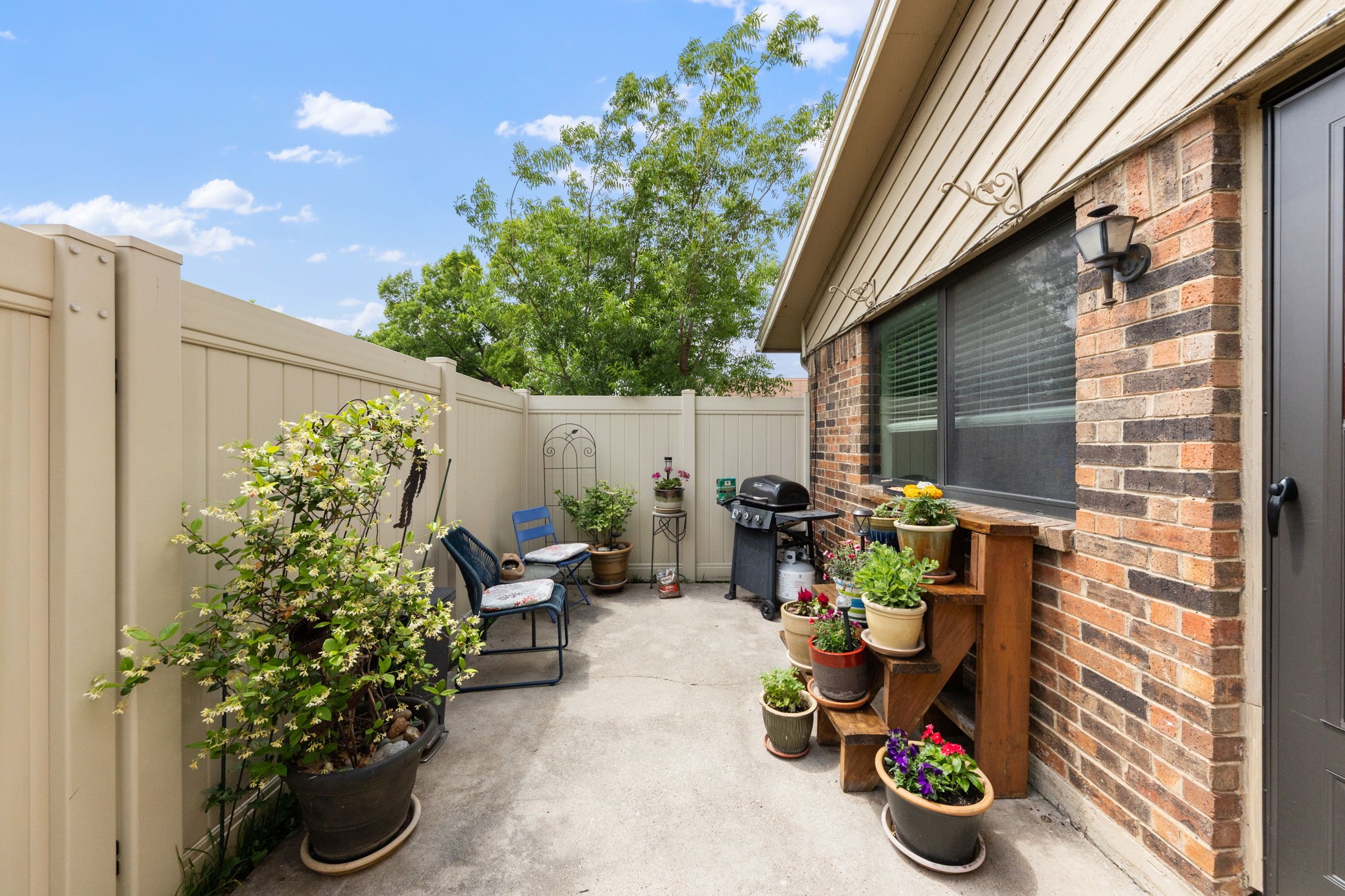 2240 Tarpley Road Carrollton TX 75006