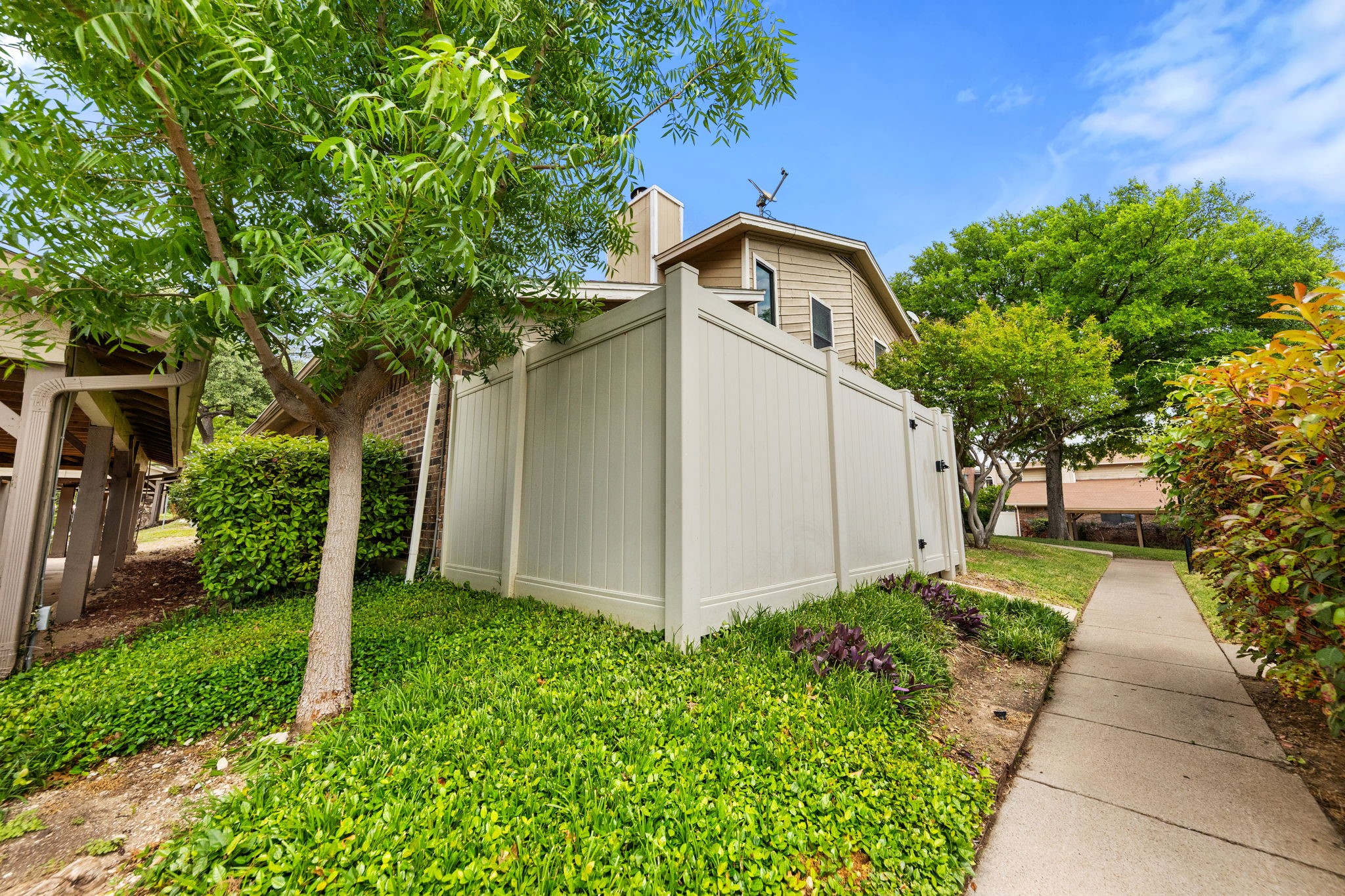 2240 Tarpley Road Carrollton TX 75006