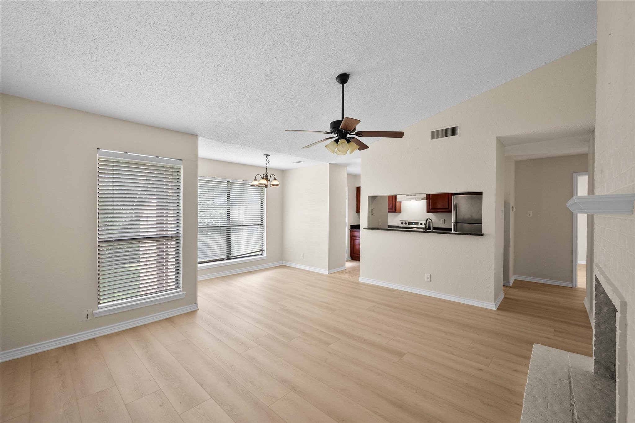 1204 Calico Lane Arlington TX 76011