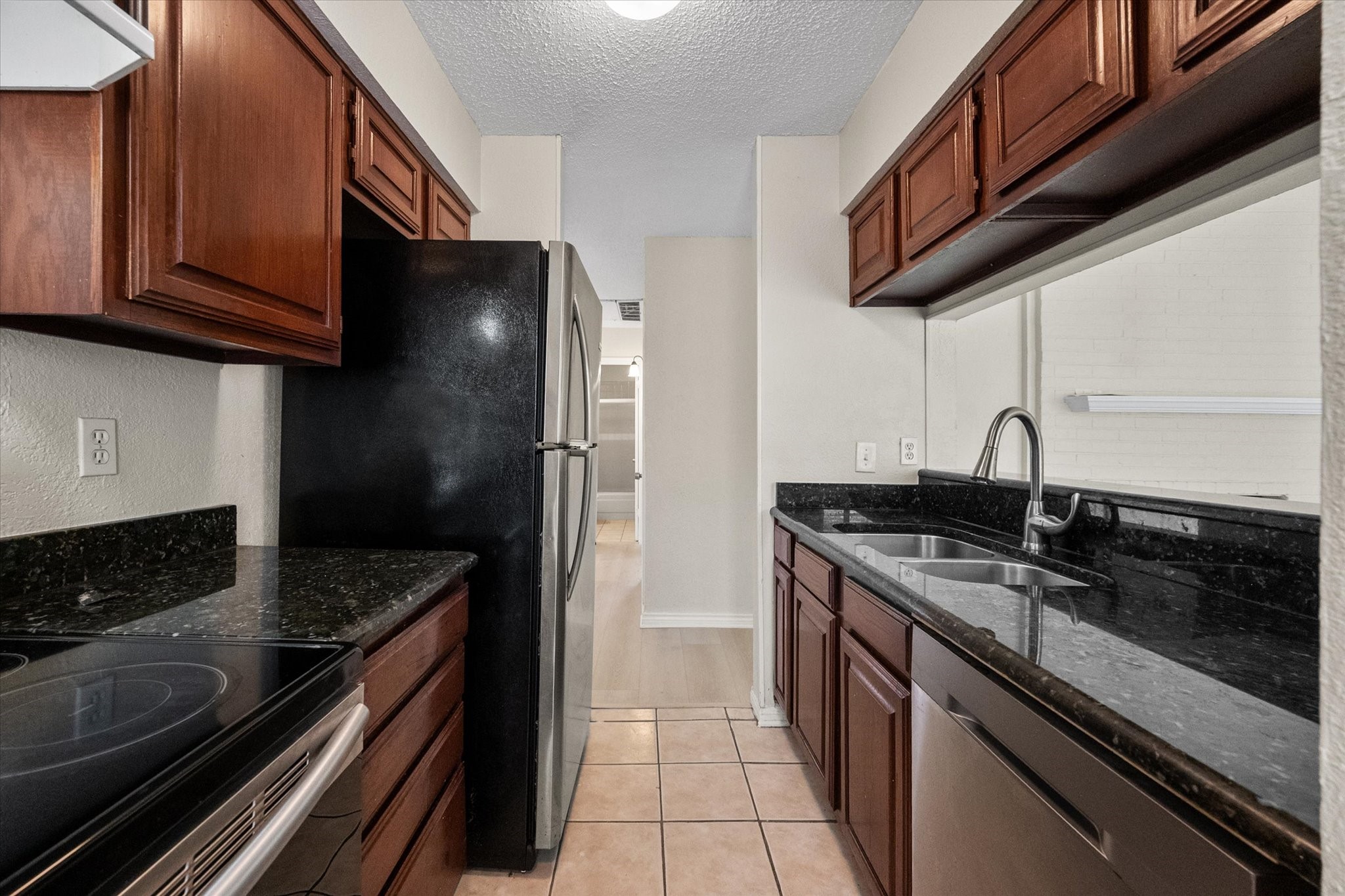 1204 Calico Lane Arlington TX 76011