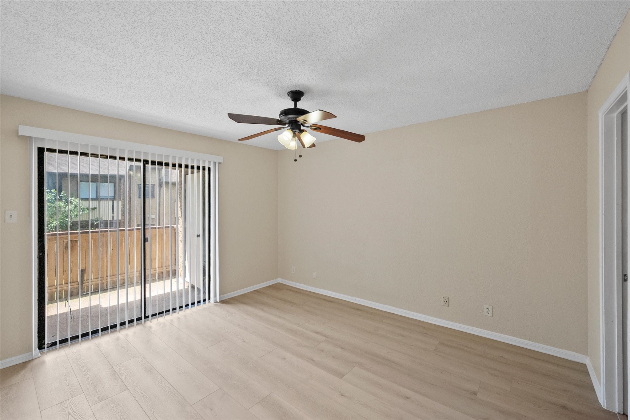 1204 Calico Lane Arlington TX 76011