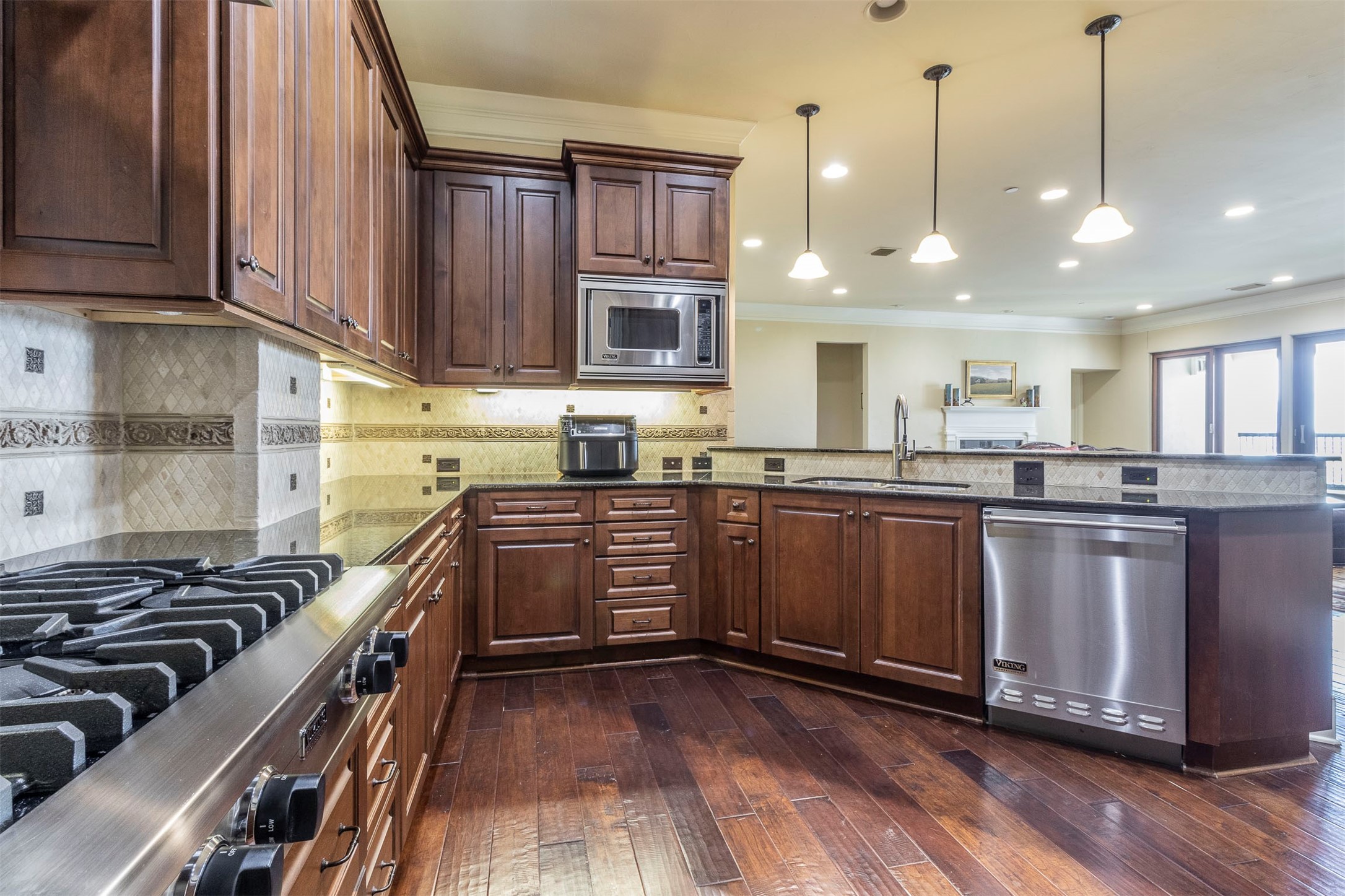 501 Samuels Avenue Fort Worth TX 76102
