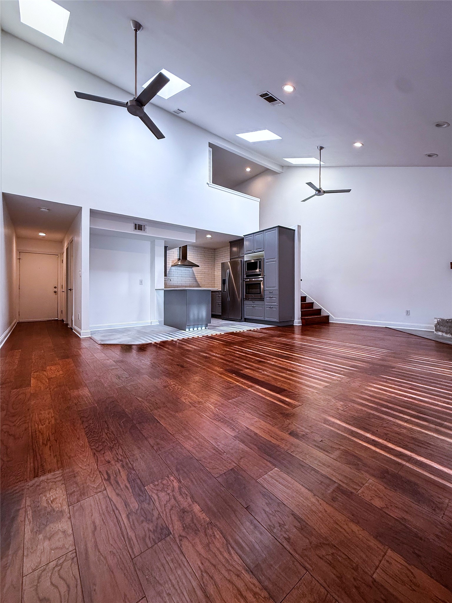 7450 Holly Hill Drive Dallas TX 75231