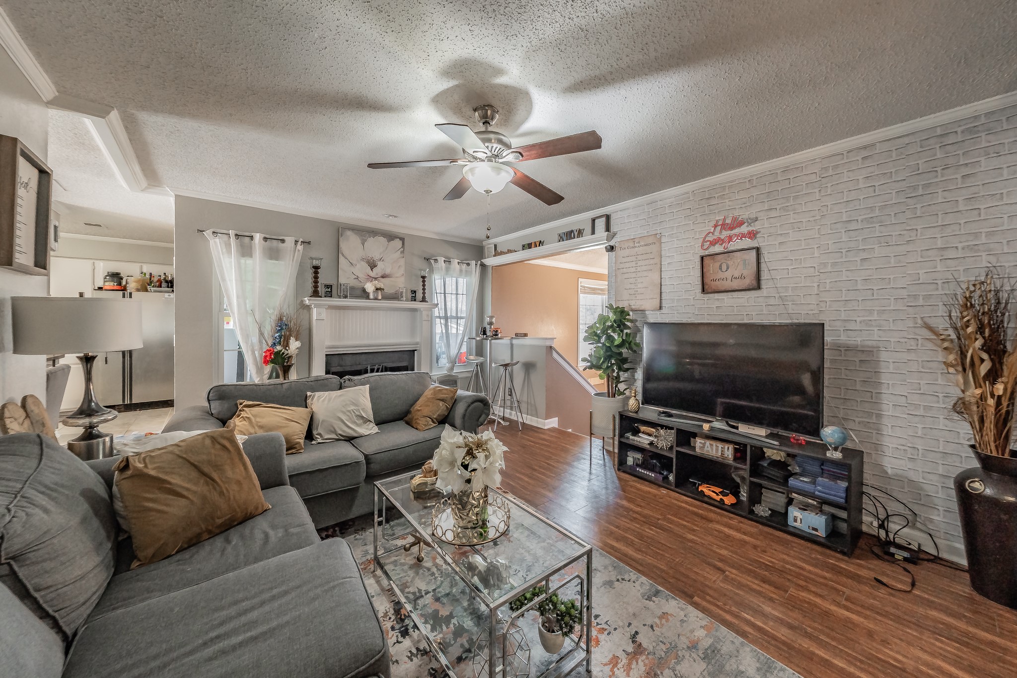 623 Ridgeline Drive Hurst TX 76053
