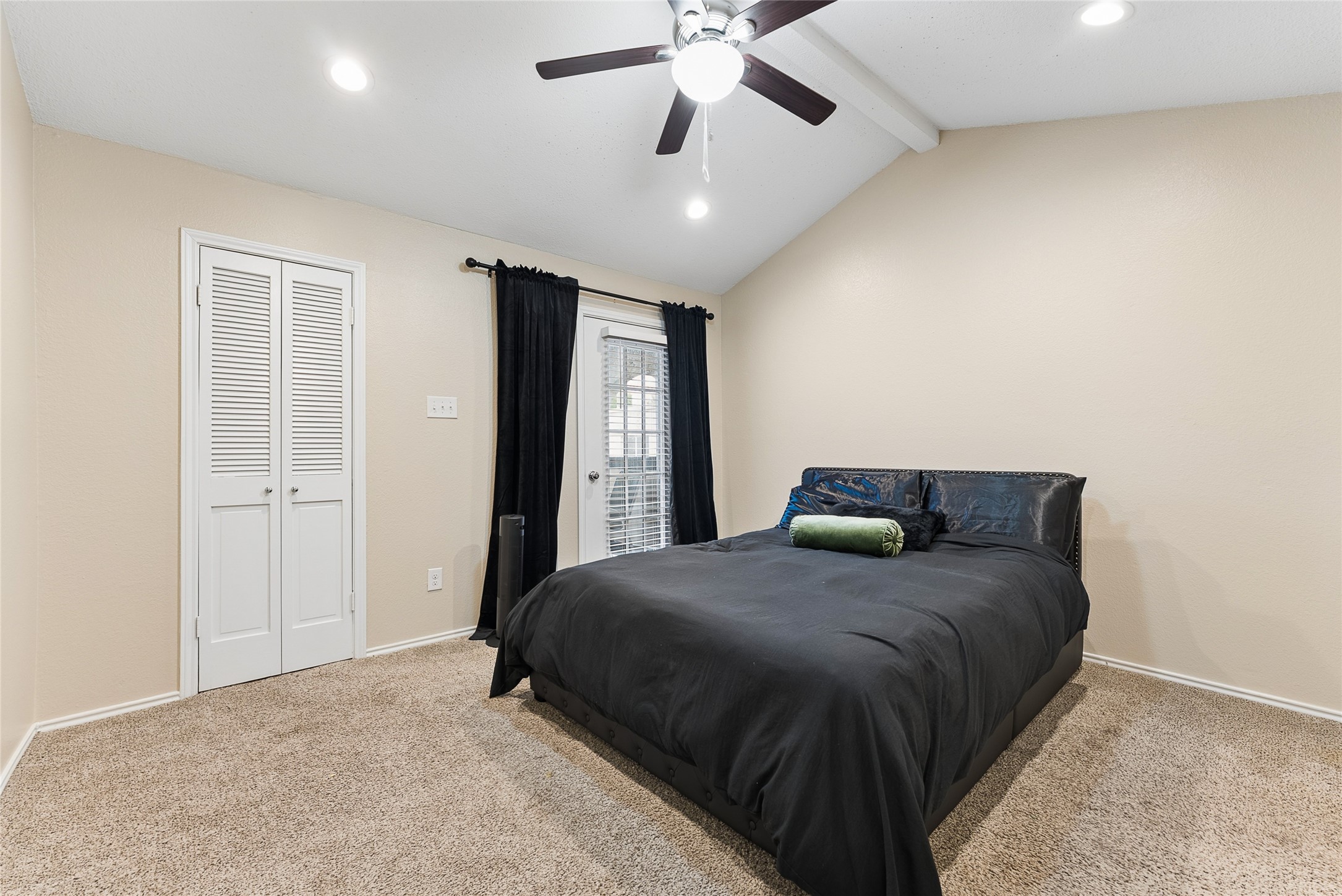 4102 Buena Vista Street Dallas TX 75204