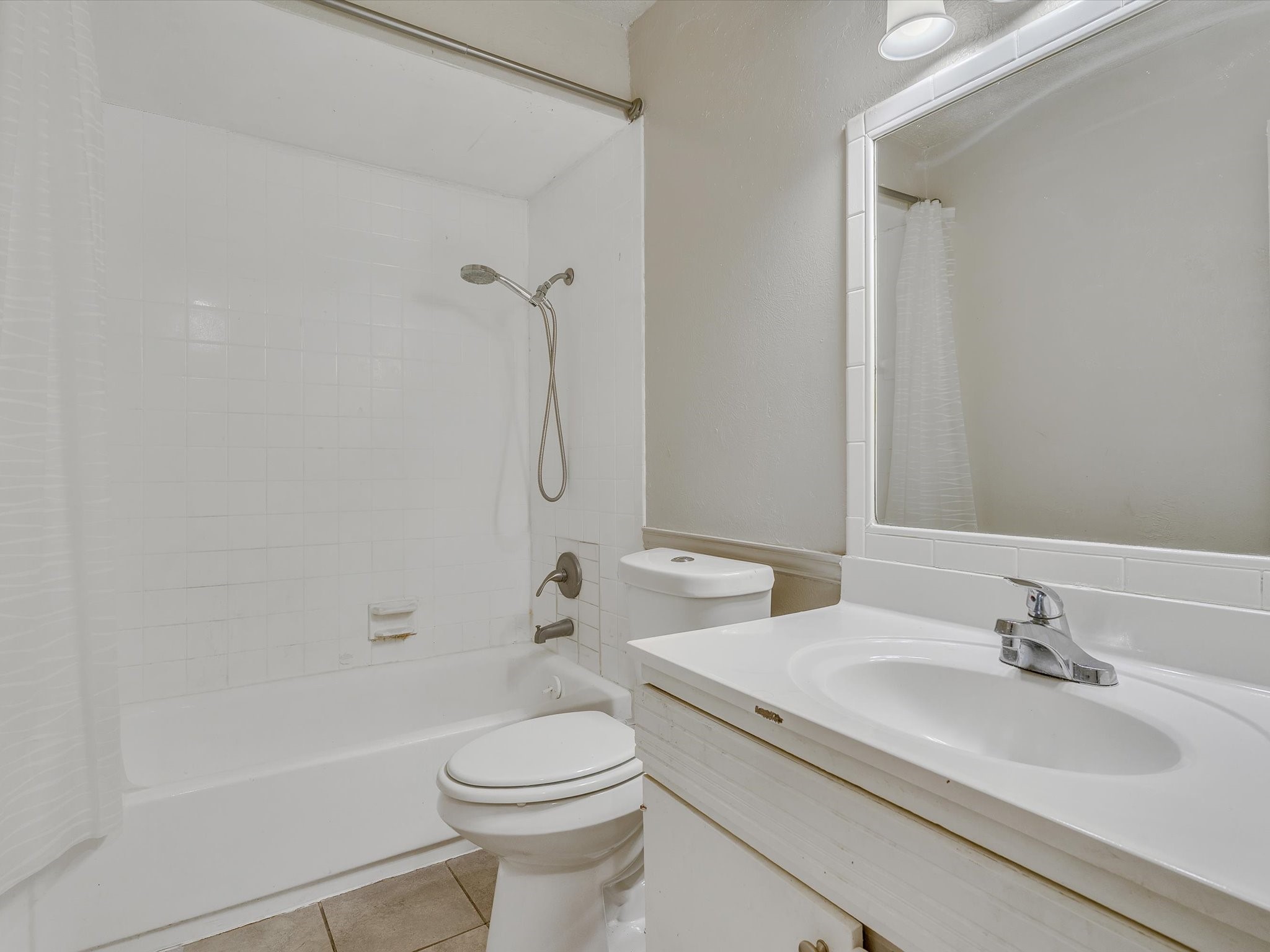 5053 Ridglea Lane Fort Worth TX 76116